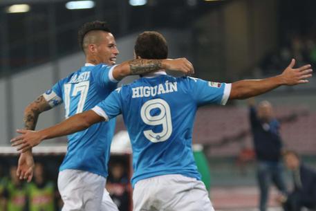 Higuain-Hamsik Napoli