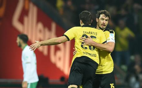 Sokratis-Hummels Borussia Dortmund Bundesliga