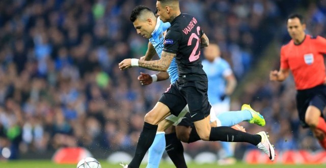 Aguero-Van Der Wiel City-Psg Champions League