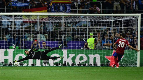 Il rigore decisivo sbagliato da Juanfran; Atletico Madrid, finale Champions 2016