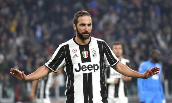 Higuain Juve-Napoli, Serie A. LaPresse.jpg
