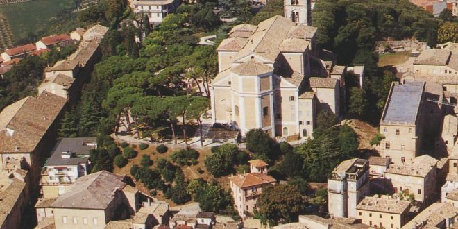fermo