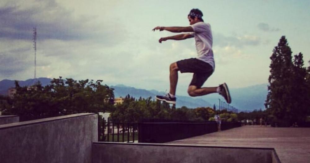Parkour Urbano: Origini e Tecniche Essenziali