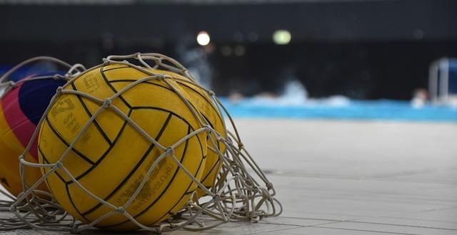 Water Polo: Resistenza e Tattica nell’Acqua Profonda
