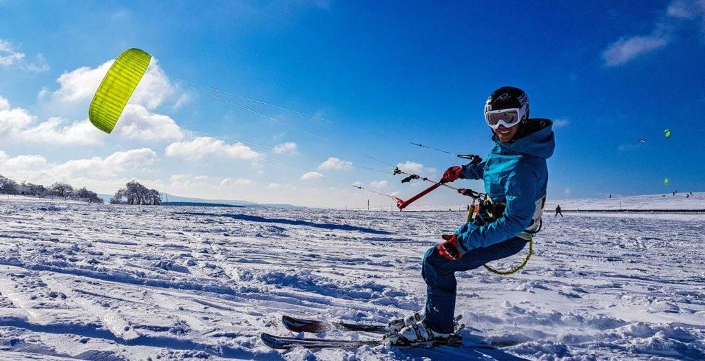 Snowkite: Emozioni e Tecniche di Base sulla Neve