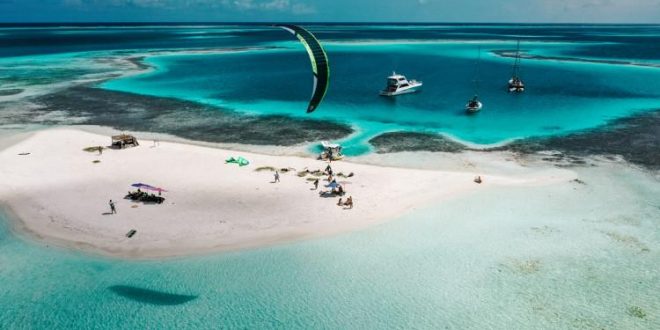 Kitesurfing: Le Migliori Località e Attrezzature