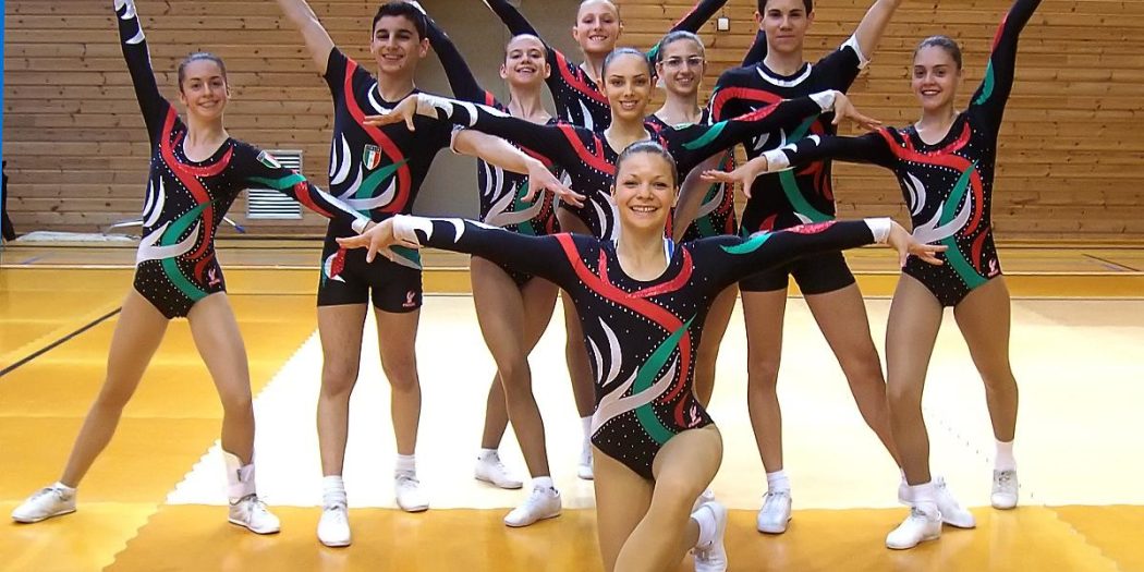 Aerobica Sportiva: Routine Dinamiche e Effetti Salutari