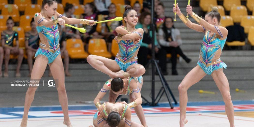 Ginnastica Ritmica: Attrezzi e Coreografie Spettacolari