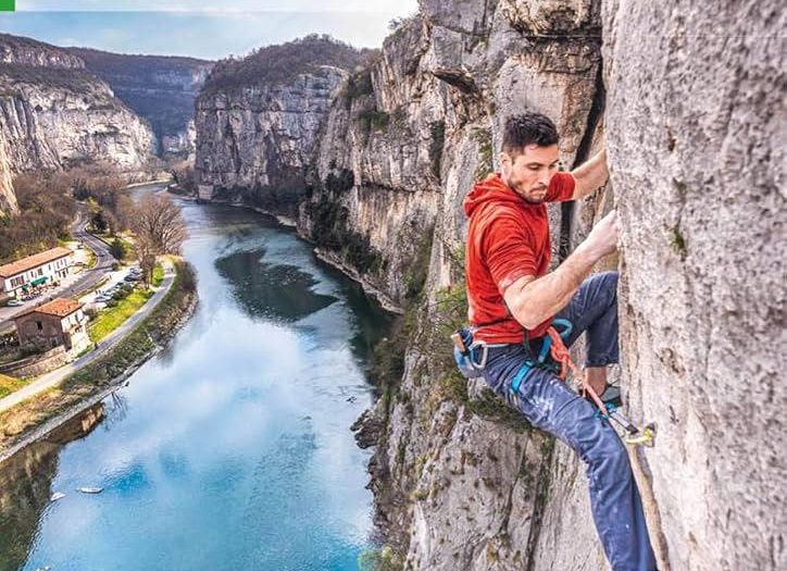 Arrampicata Sportiva: Tecniche di Sicurezza e Progressione