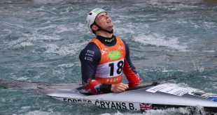 Le regole base del kayak slalom e perché affascina così tanto
