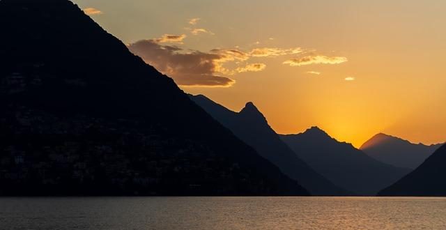 Le grandi imprese del nuoto di fondo in acque libere