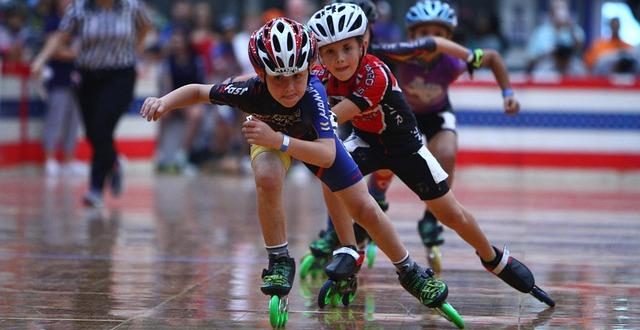 Il pattinaggio velocità: evoluzione dei pattini e record